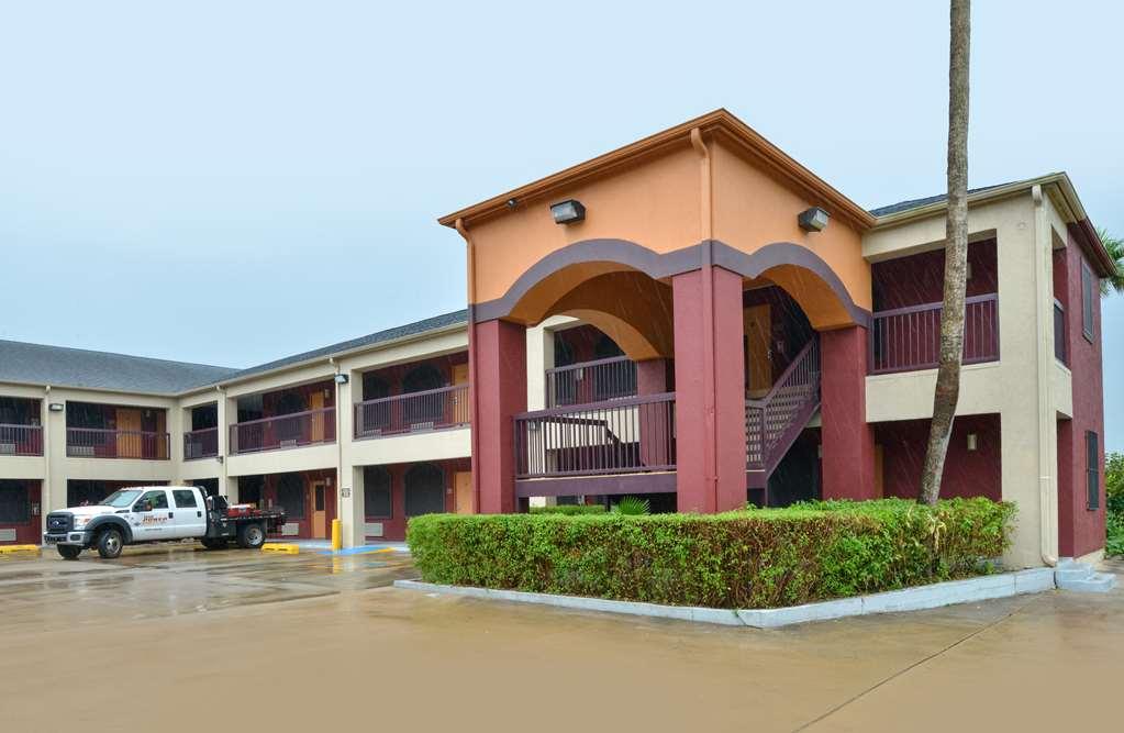 Americas Best Value Inn & Suites San Benito Eksteriør bilde